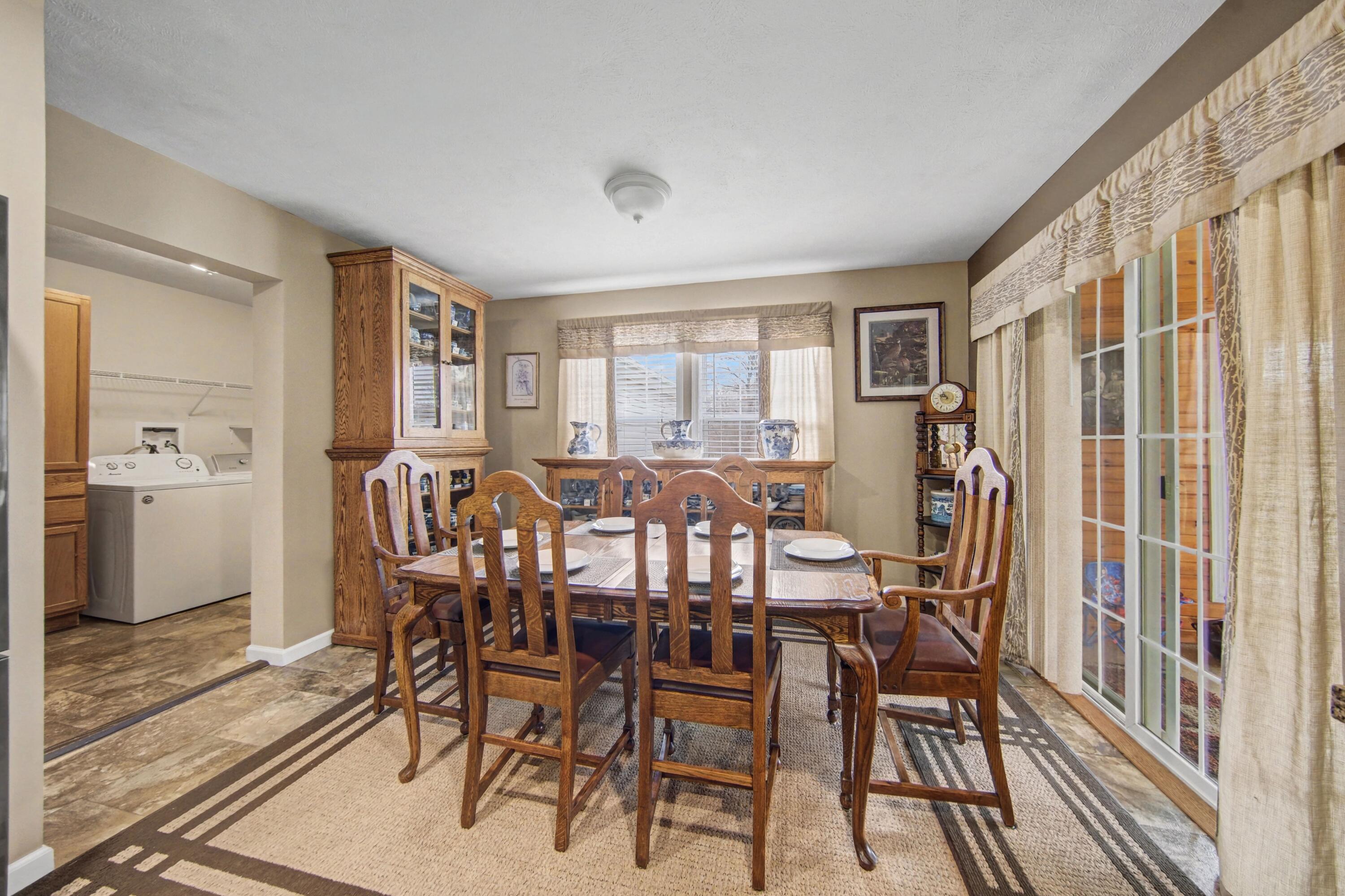 9492 Sayers Road Munith, MI 49259 - Photo 10 of 49 010_file_6216