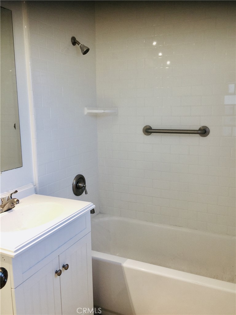 1213 Ocean Avenue Seal Beach, CA 90740 - Photo 3 of 7