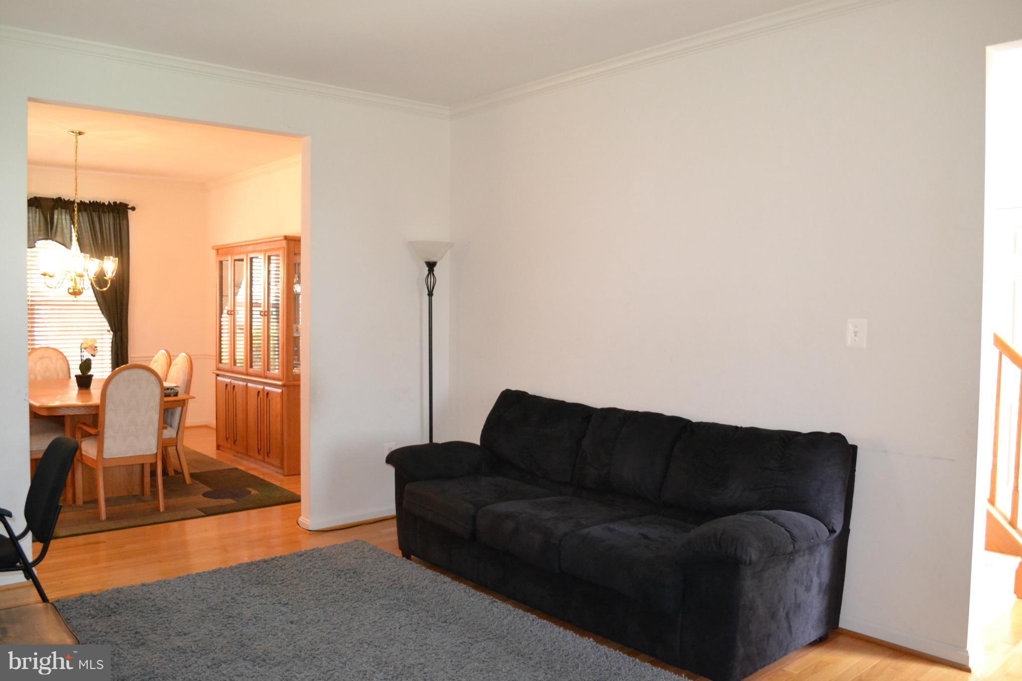 2801 Decatur Drive Adamstown, MD 21710 - Photo 12 of 30 Living Room