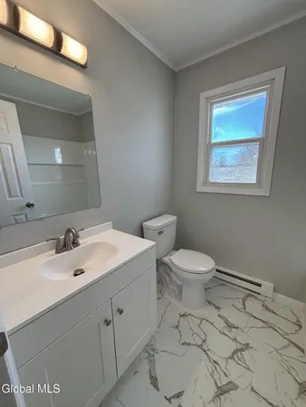 $1,700 | 22 Church Street, Unit 8, Schuylerville, NY 12871