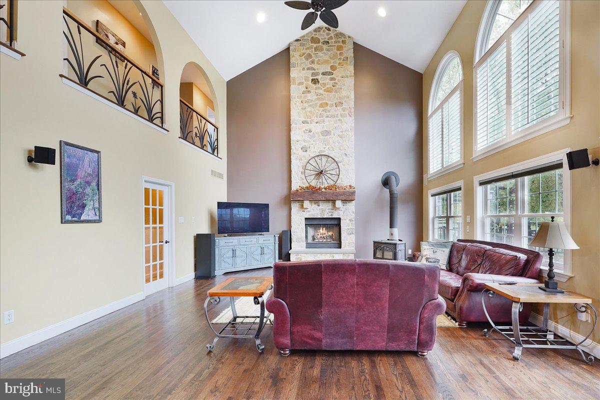 2786 Flowing Springs Road Spring City, PA 19475 - Photo 21 of 62 Family/Great Room
