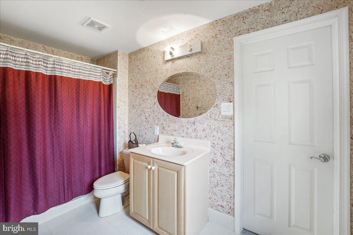2786 Flowing Springs Road Spring City, PA 19475 - Photo 32 of 62 Bedroom 5 Bathroom/In-Law Suite Bathroom