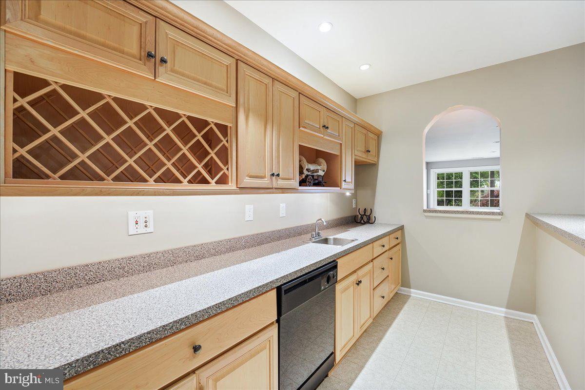 2786 Flowing Springs Road Spring City, PA 19475 - Photo 37 of 62 Lower Levell Wet Bar/Kitchen