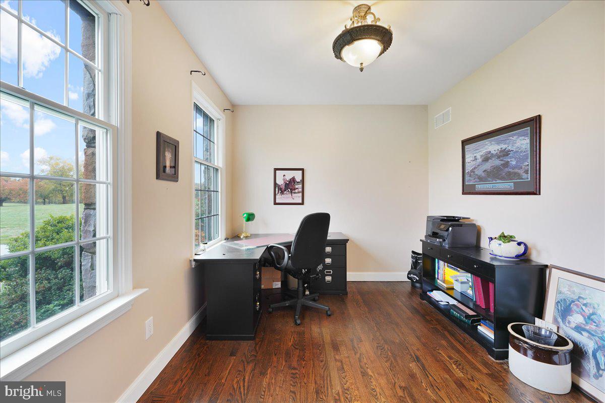 2786 Flowing Springs Road Spring City, PA 19475 - Photo 10 of 62 1st Floor Office