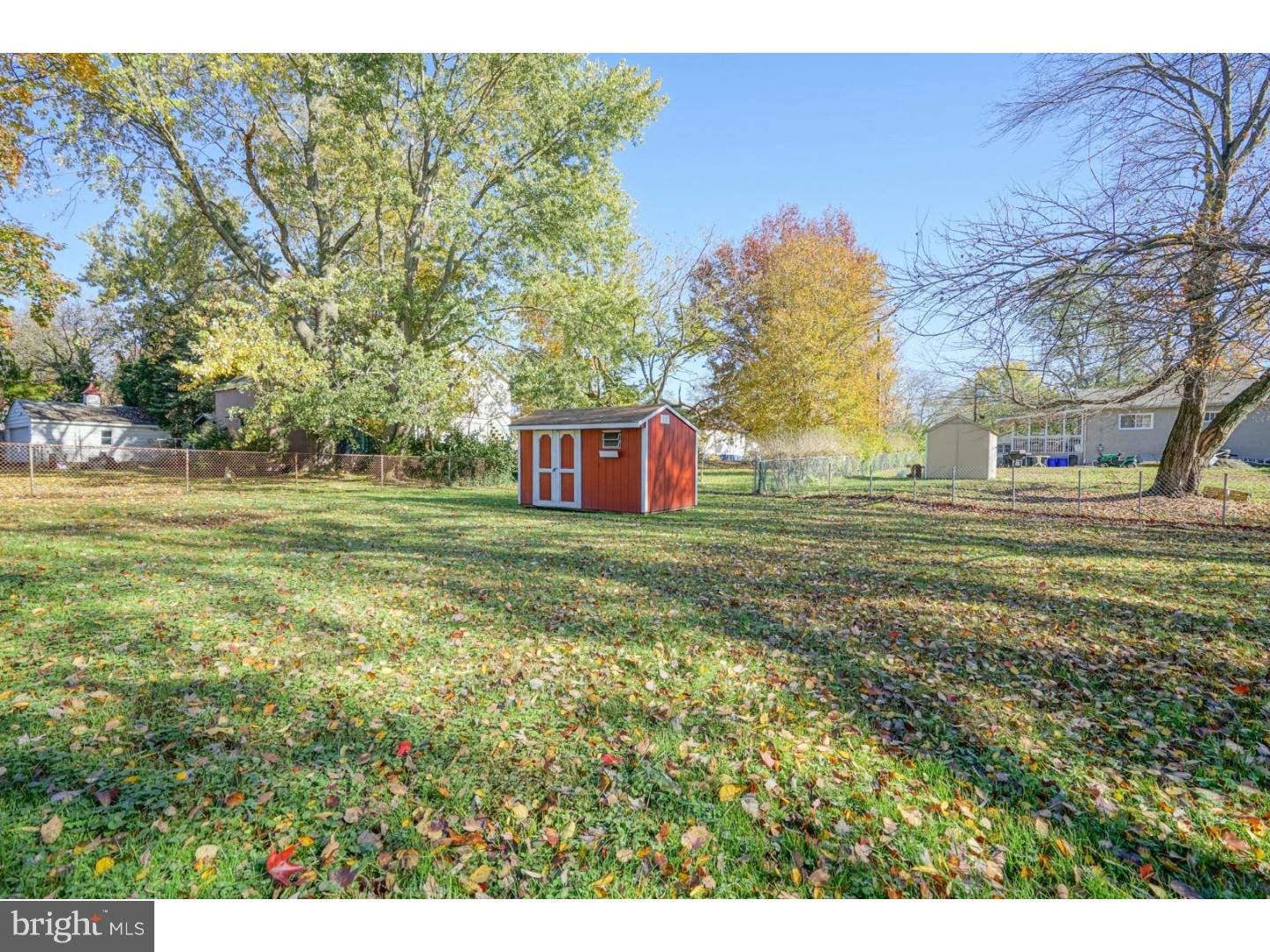 31 Laurel Road Clementon, NJ 08021 - Photo 23 of 25 Storage Shed