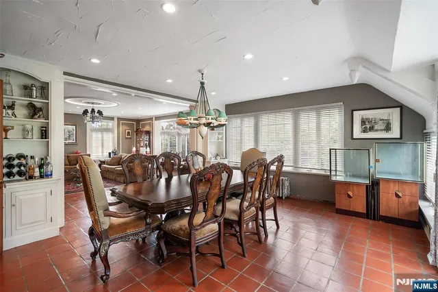 $1,250,000 | 290 Clinton Place, Hackensack, NJ 07601