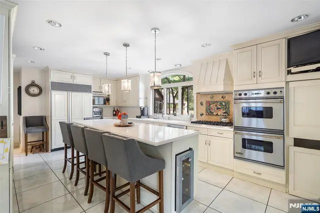 $1,250,000 | 290 Clinton Place, Hackensack, NJ 07601