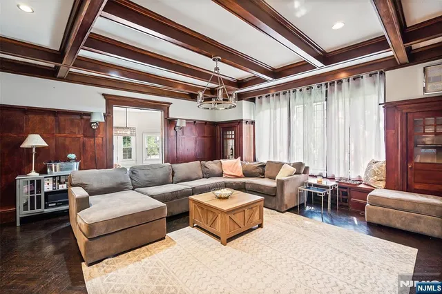 $1,250,000 | 290 Clinton Place, Hackensack, NJ 07601