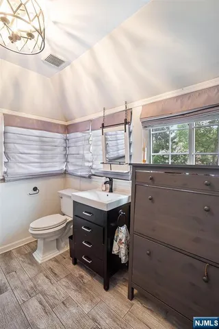 $1,250,000 | 290 Clinton Place, Hackensack, NJ 07601