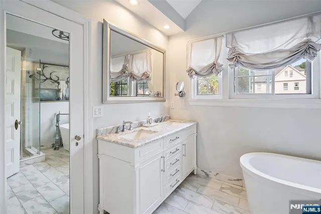 $1,250,000 | 290 Clinton Place, Hackensack, NJ 07601