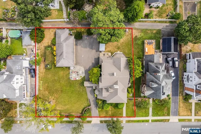 $1,250,000 | 290 Clinton Place, Hackensack, NJ 07601