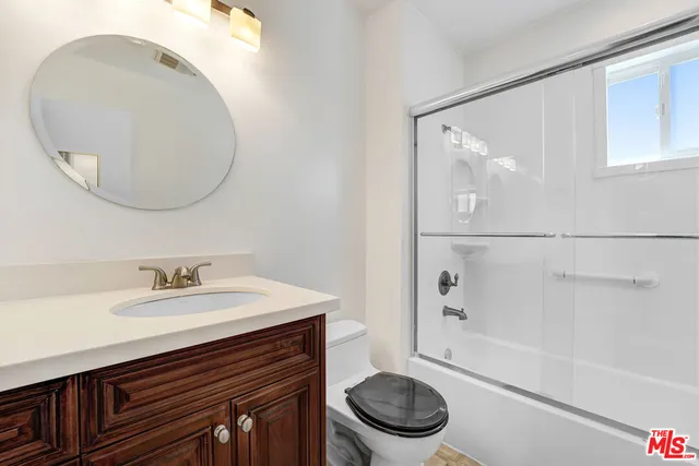 $1,250,000 | 631 Strand Street, Unit 4, Santa Monica, CA 90405