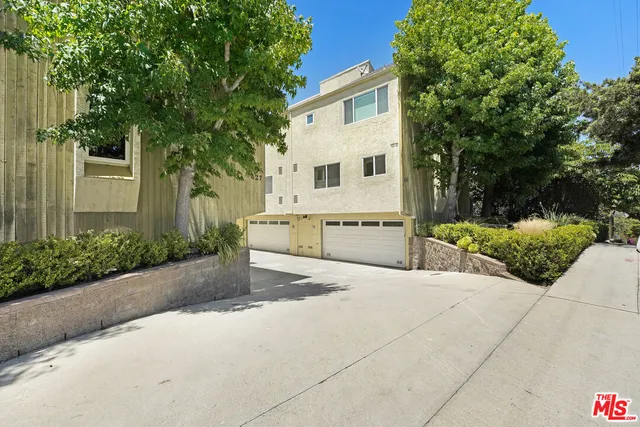 $1,250,000 | 631 Strand Street, Unit 4, Santa Monica, CA 90405