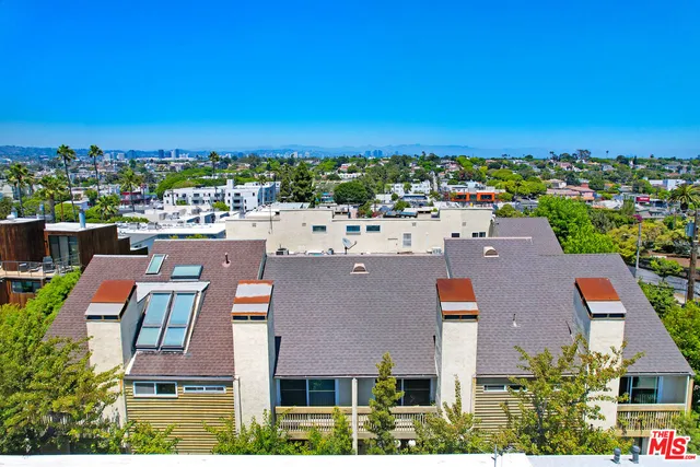 $1,250,000 | 631 Strand Street, Unit 4, Santa Monica, CA 90405