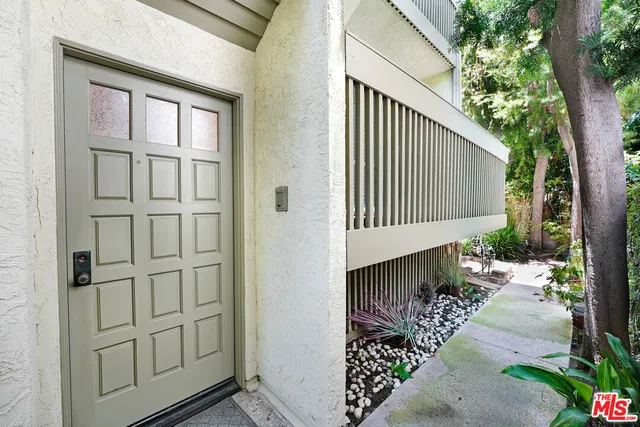 $1,250,000 | 631 Strand Street, Unit 4, Santa Monica, CA 90405