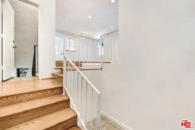 $1,250,000 | 631 Strand Street, Unit 4, Santa Monica, CA 90405