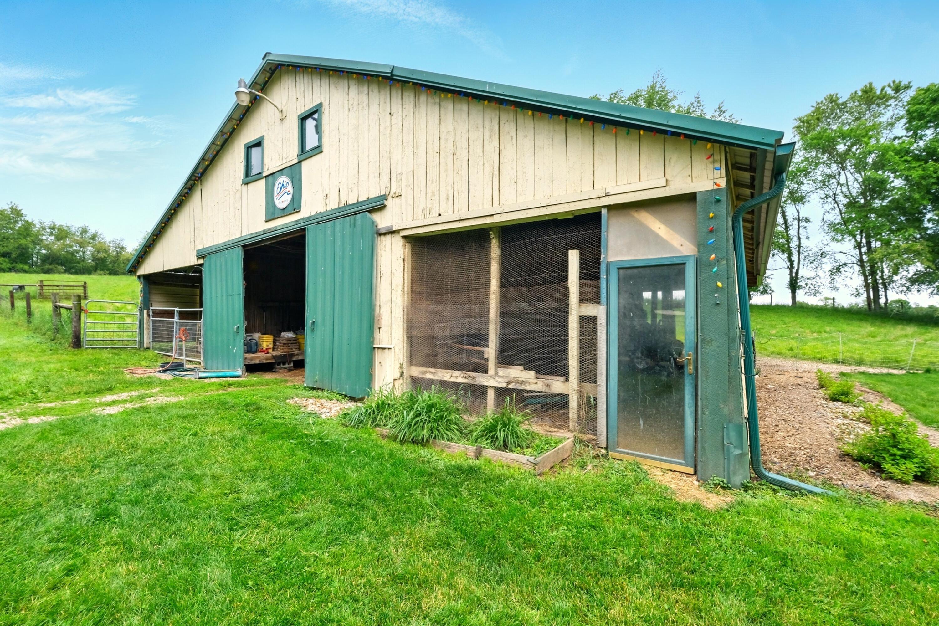 7955 Horn Road Gambier, OH 43022 - Photo 9 of 90 Photo_054