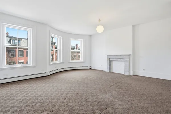 $7,500 | 150 West Concord Street, Unit 2, Boston, MA 02118