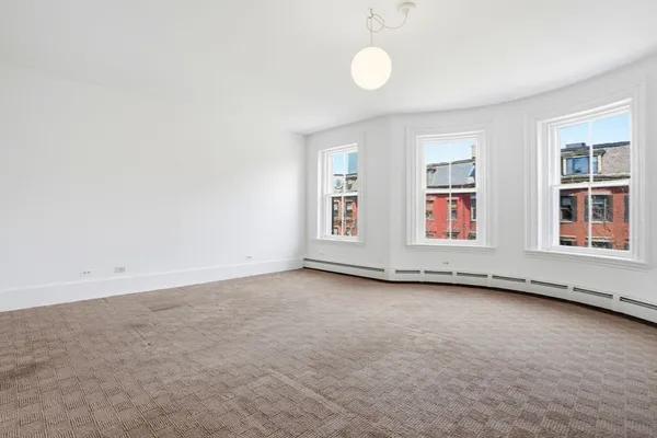 $7,500 | 150 West Concord Street, Unit 2, Boston, MA 02118