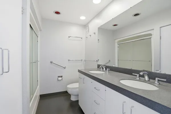 $7,500 | 150 West Concord Street, Unit 2, Boston, MA 02118