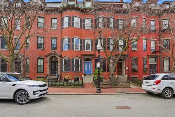 $7,500 | 150 West Concord Street, Unit 2, Boston, MA 02118