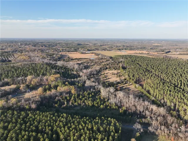 $375,200 | 3 Seneca St Extension, Calhoun Falls, SC 29628