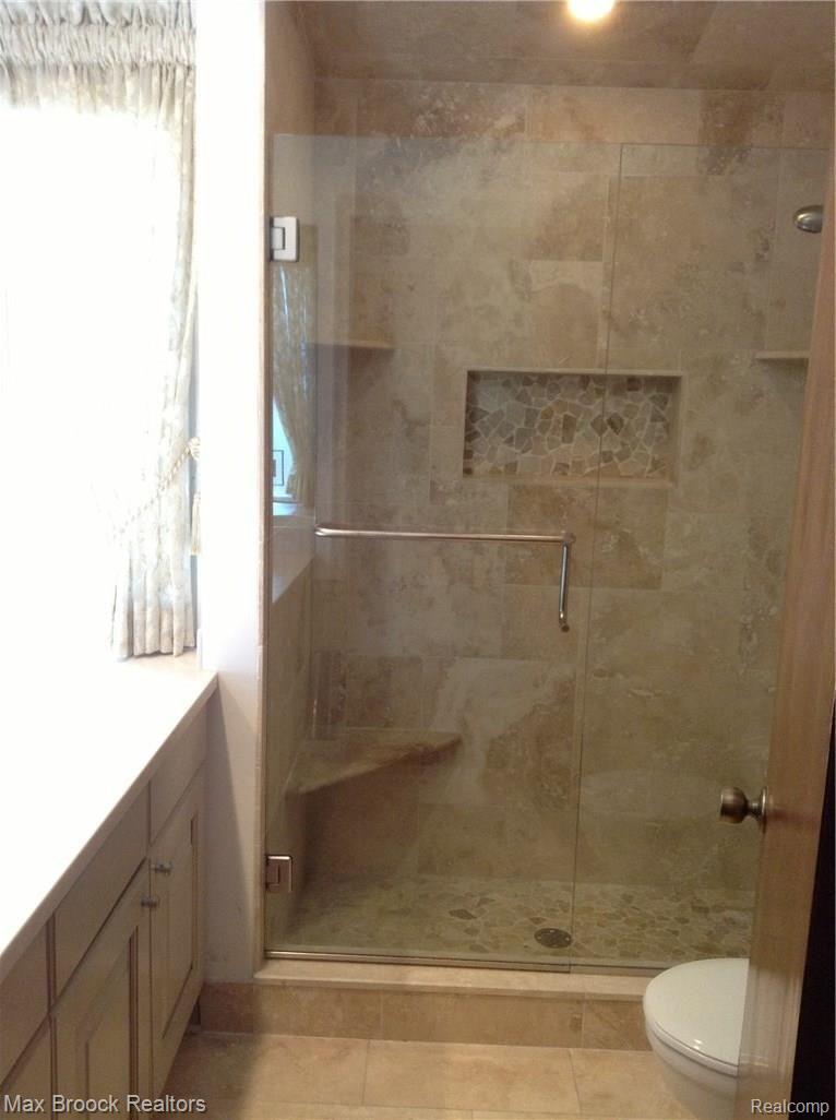 27330 Arborway Road, Unit 25 Southfield, MI 48033 - Photo 10 of 19 photo 2 (2).JPG
