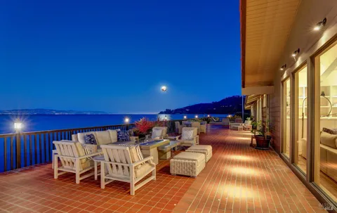$5,877,000 | 79 St Thomas Way, Tiburon, CA 94920