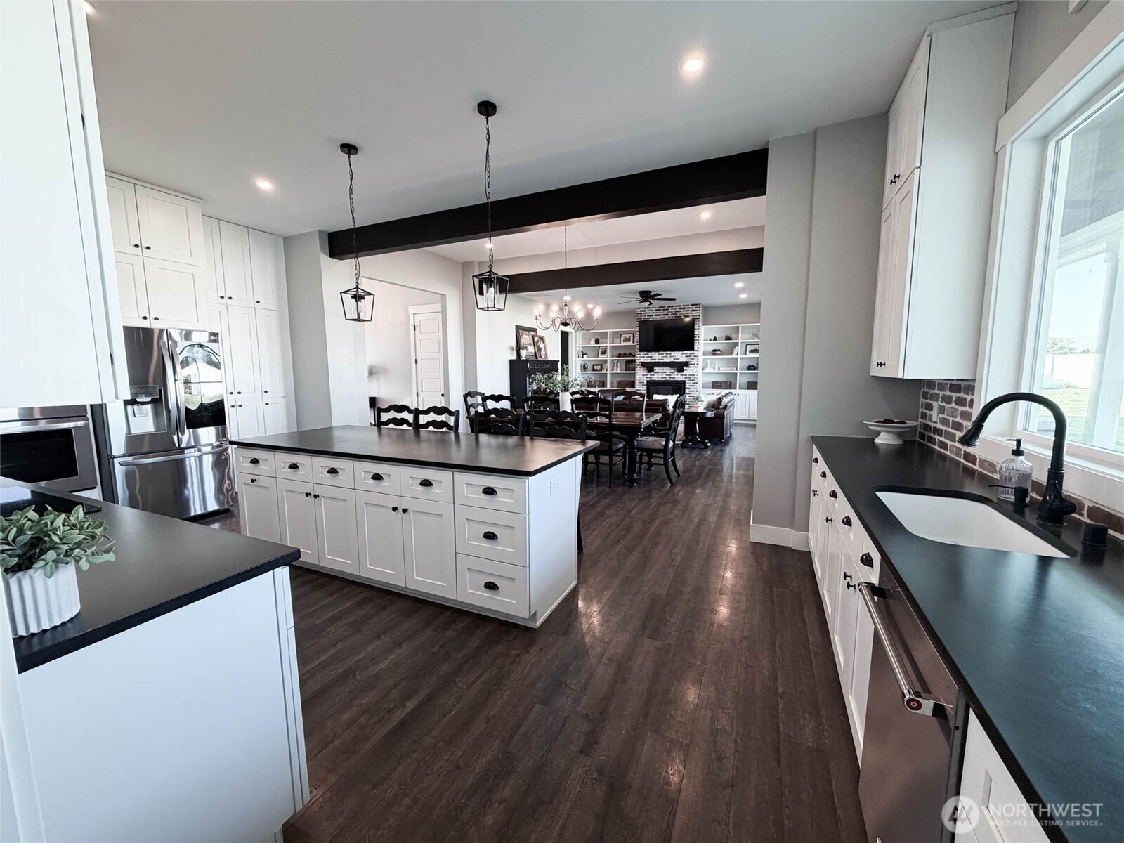 6857 Rd D Northeast Moses Lake, WA 98837 - Photo 14 of 40 Gallery Image 14