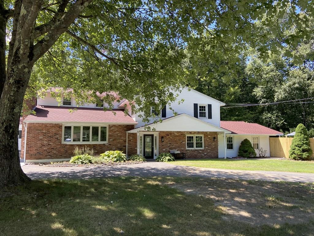 22 East Park Road Sterling, MA 01564 - Photo 1 of 24 Gallery Image 1