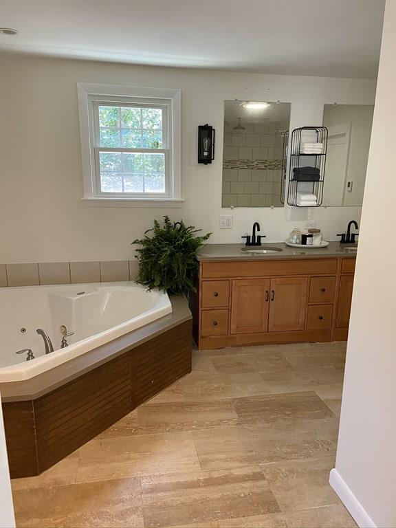 22 East Park Road Sterling, MA 01564 - Photo 12 of 24 Gallery Image 12