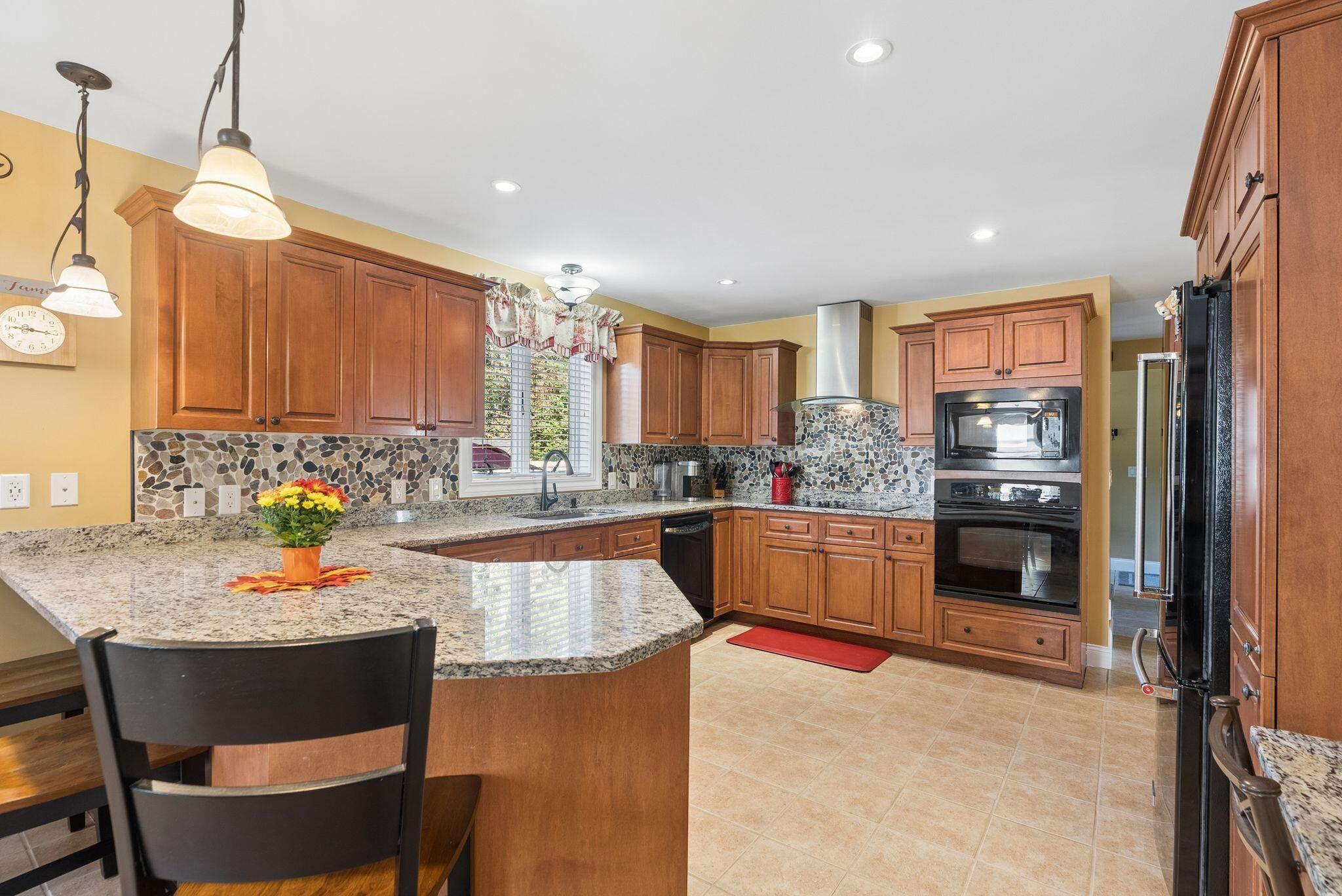 36 Quail Run Kennebunk, ME 04043 - Photo 21 of 63 33_DSC00502