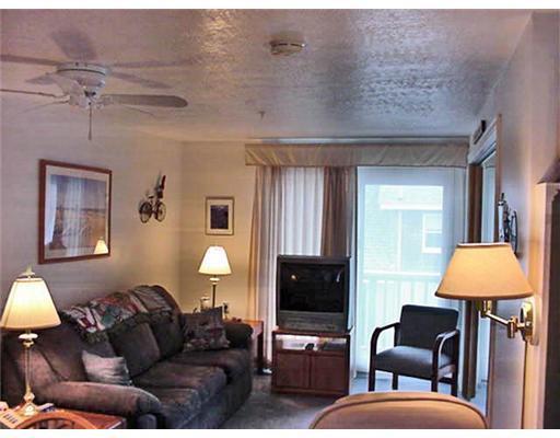 371 Mile Road, Unit 108 Wells, ME 04090 - Photo 7 of 16 Living Room.