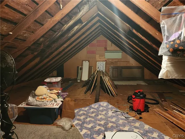 $185,000 | 42 South Main Street, Hammond, NY 13646