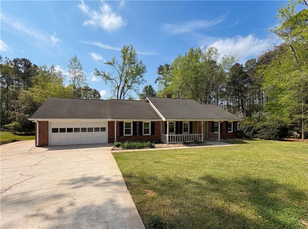 1622 Spaniel Court Southwest Conyers, GA 30094 - Photo 5 of 30