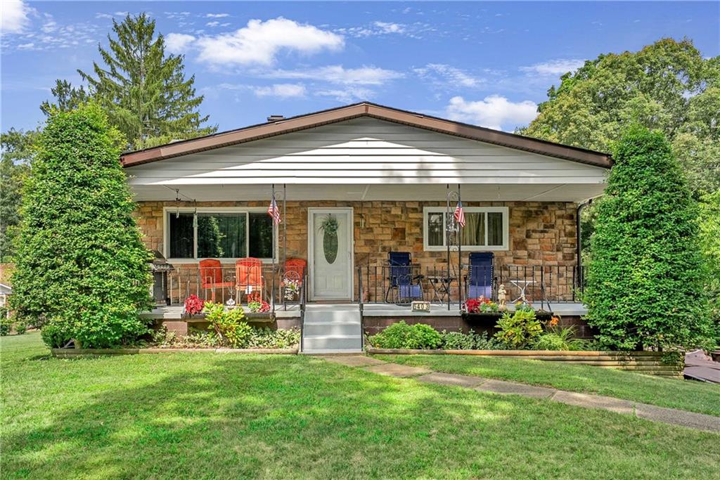 5403 Hardt Road Gibsonia, PA 15044 - Photo 2 of 41 a front view of house with yard and green space