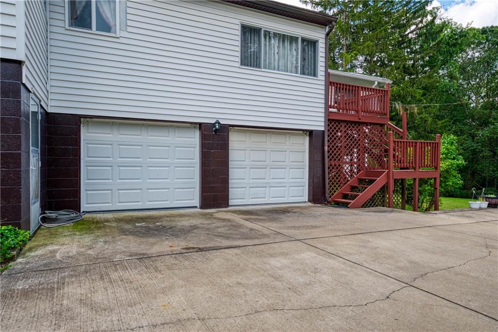 5403 Hardt Road Gibsonia, PA 15044 - Photo 33 of 41 a view of a house with basketball court