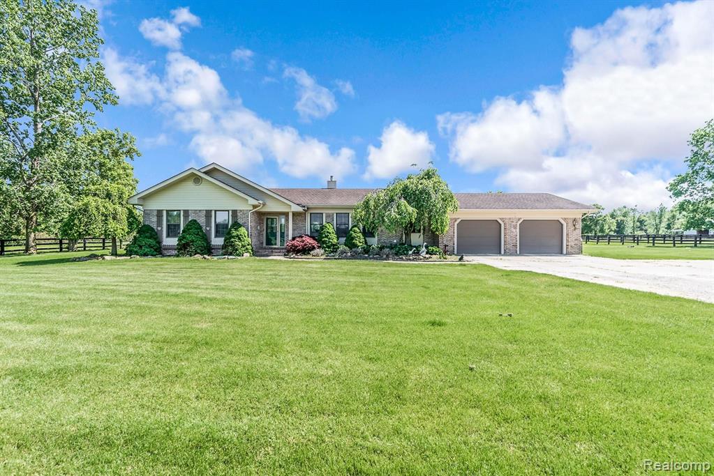 1491 West Sutton Road Metamora, MI 48455 - Photo 2 of 60