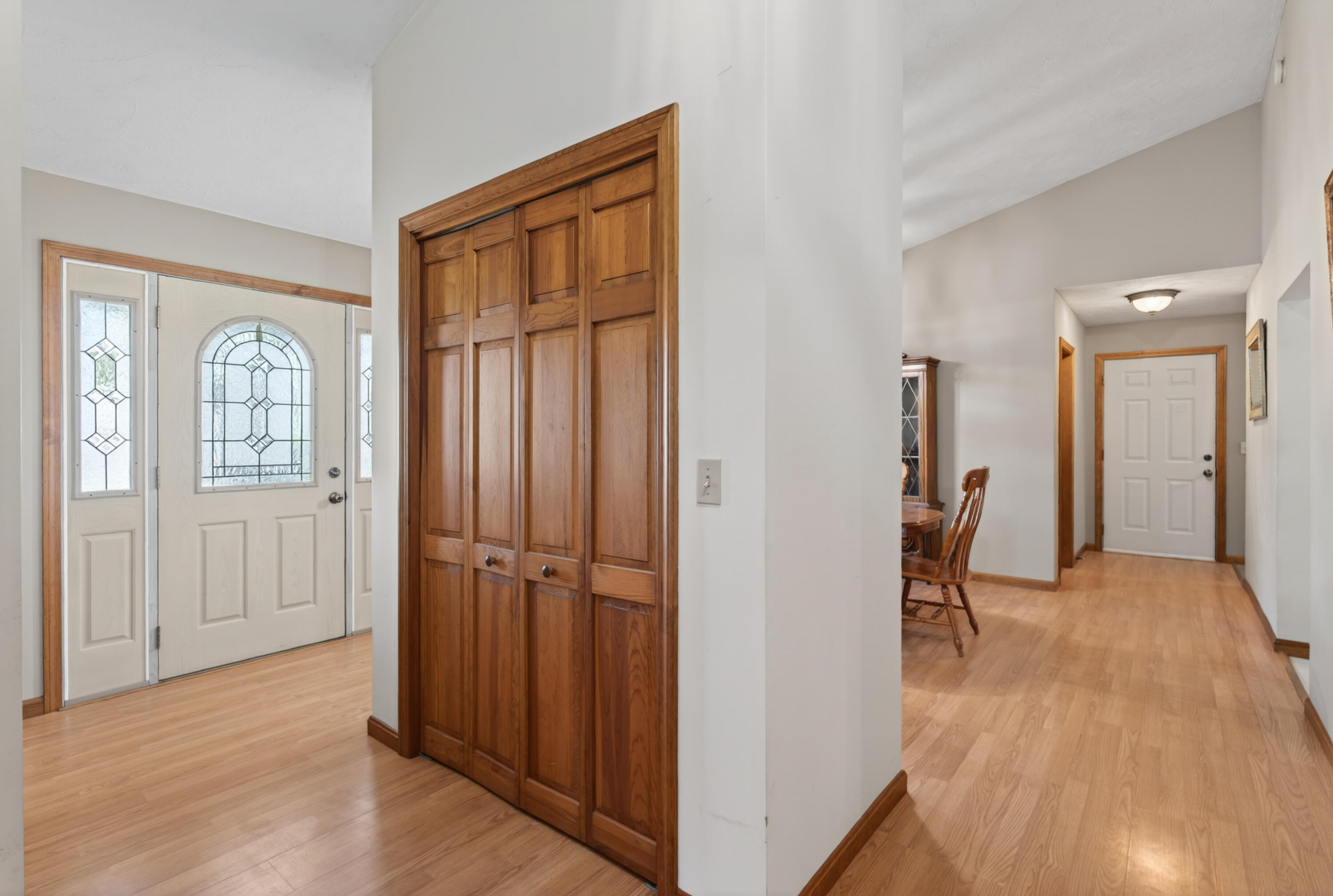 692 Battle Ridge Road Clinton, ME 04927 - Photo 30 of 66 Entry/Closet