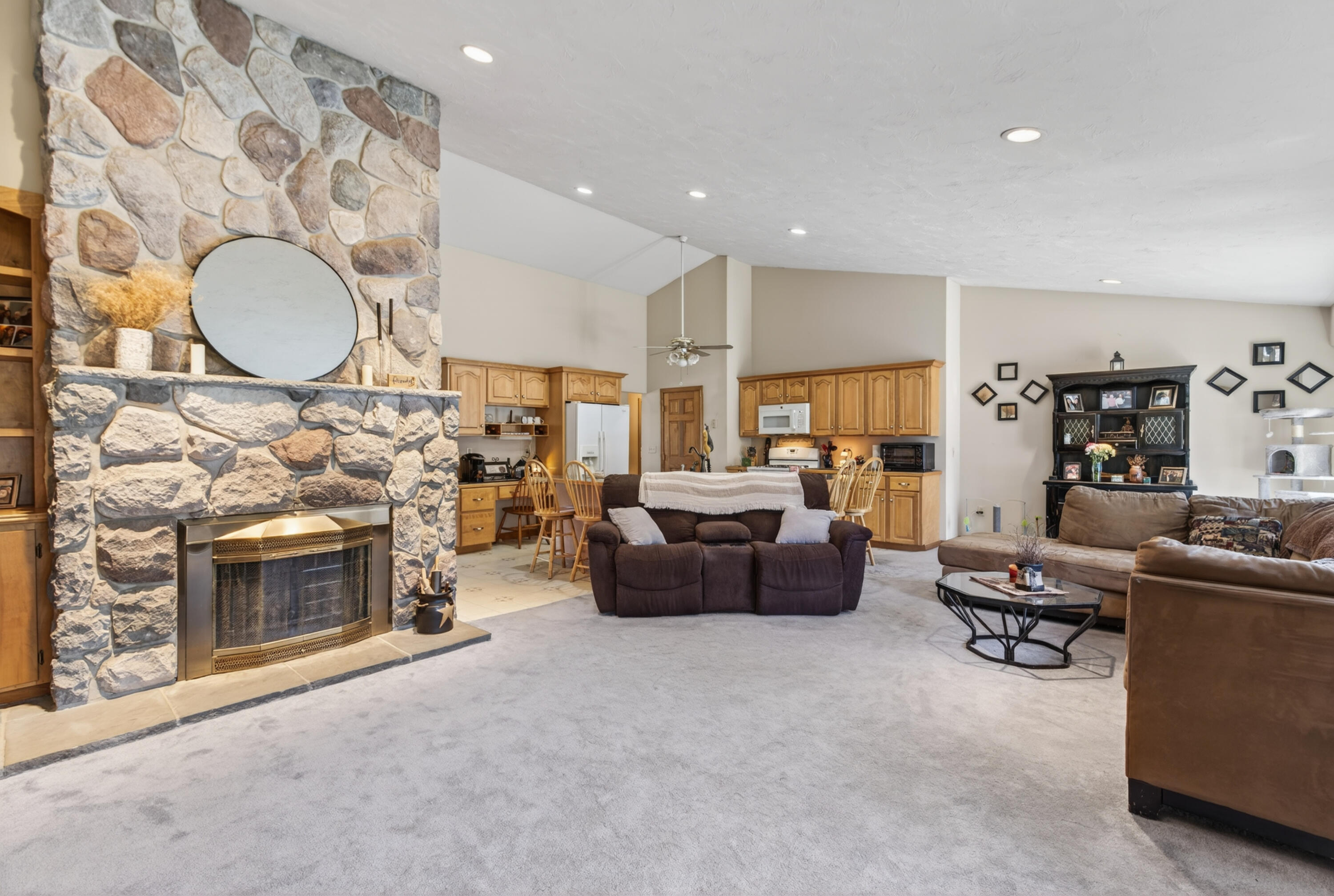 692 Battle Ridge Road Clinton, ME 04927 - Photo 10 of 66 Kitchen + Living