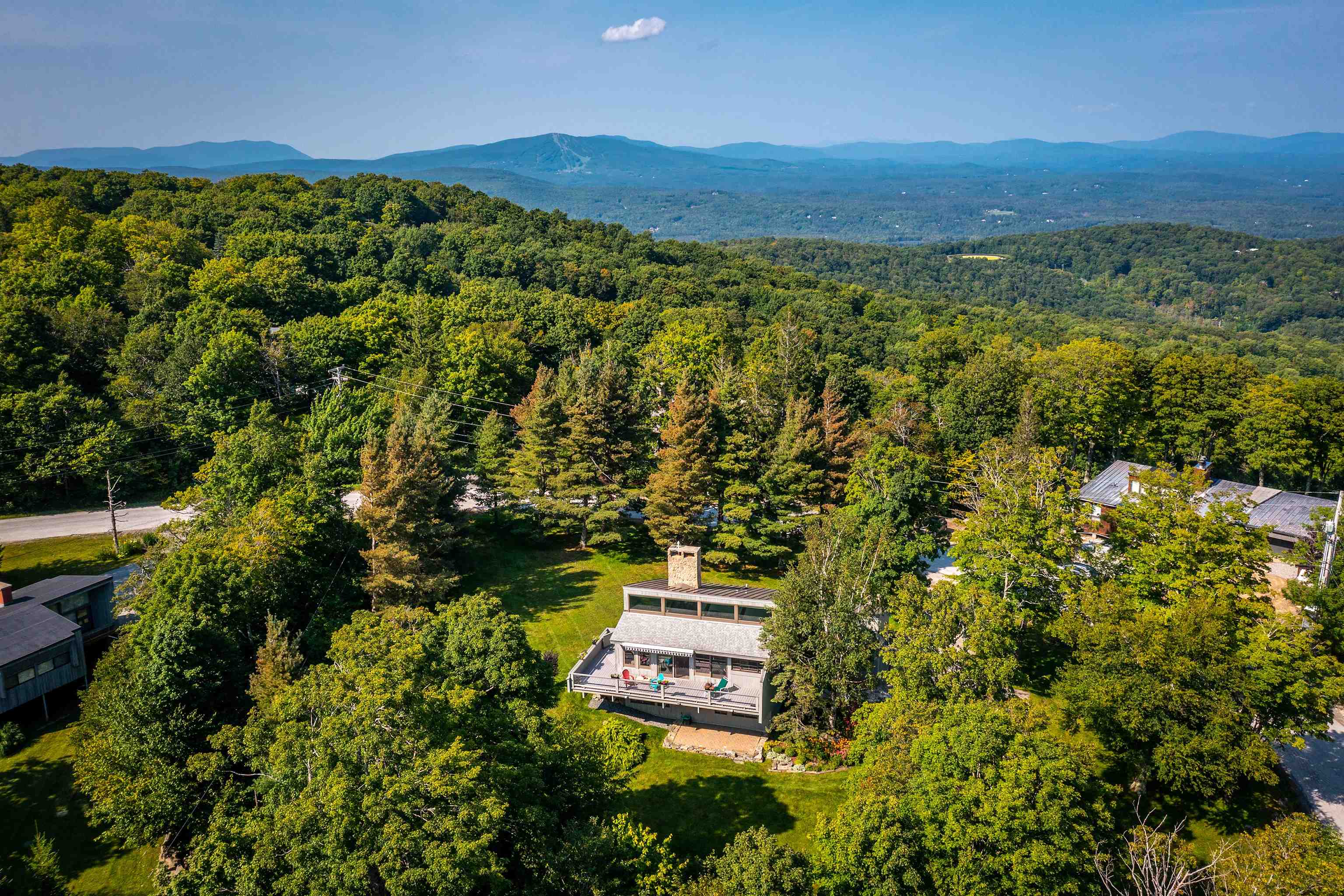 189 North Brookwood Road Stratton, VT 05155 - Photo 38 of 40