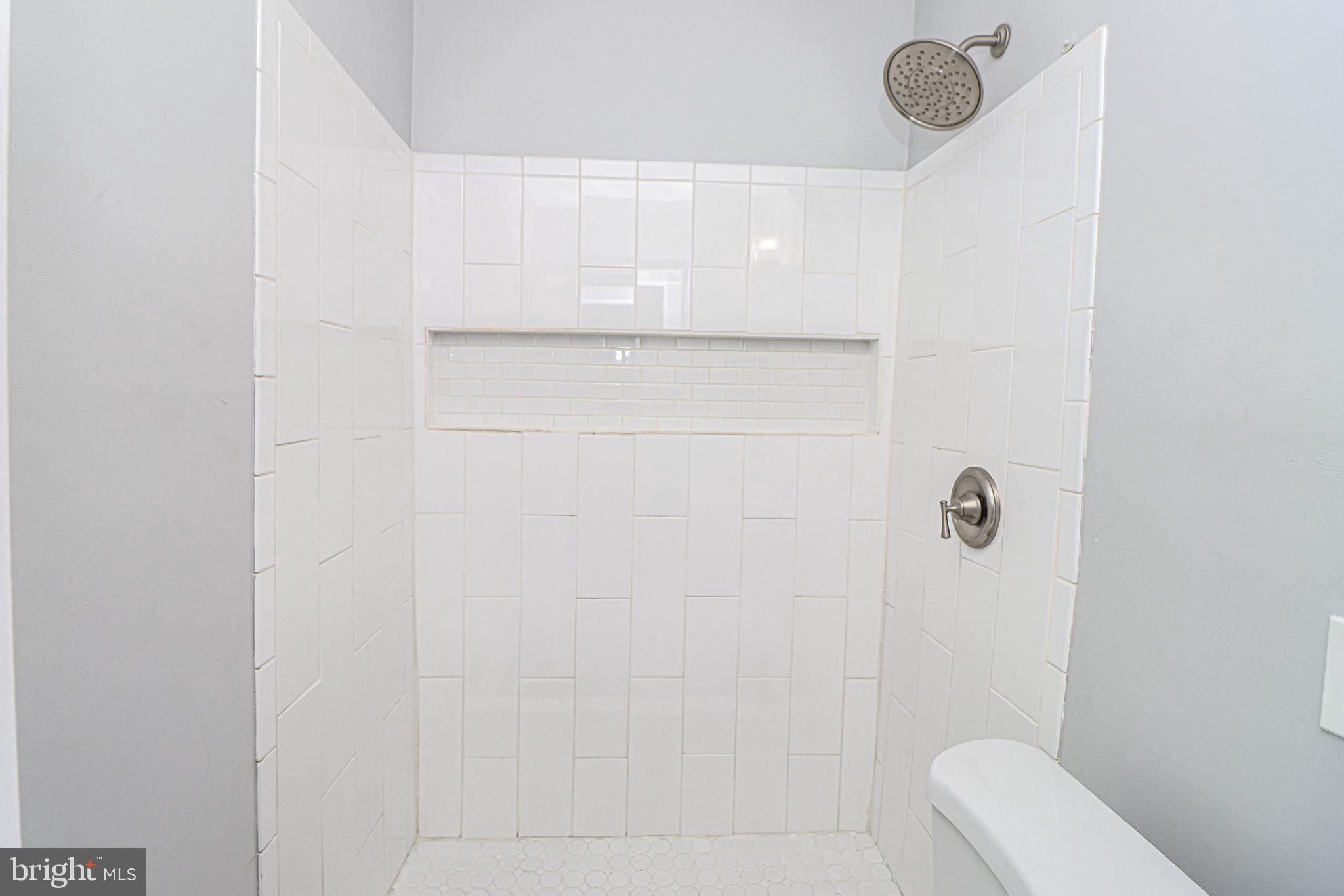 2933 Cornwall Road Baltimore, MD 21222 - Photo 24 of 35 2nd Floor Bathroom