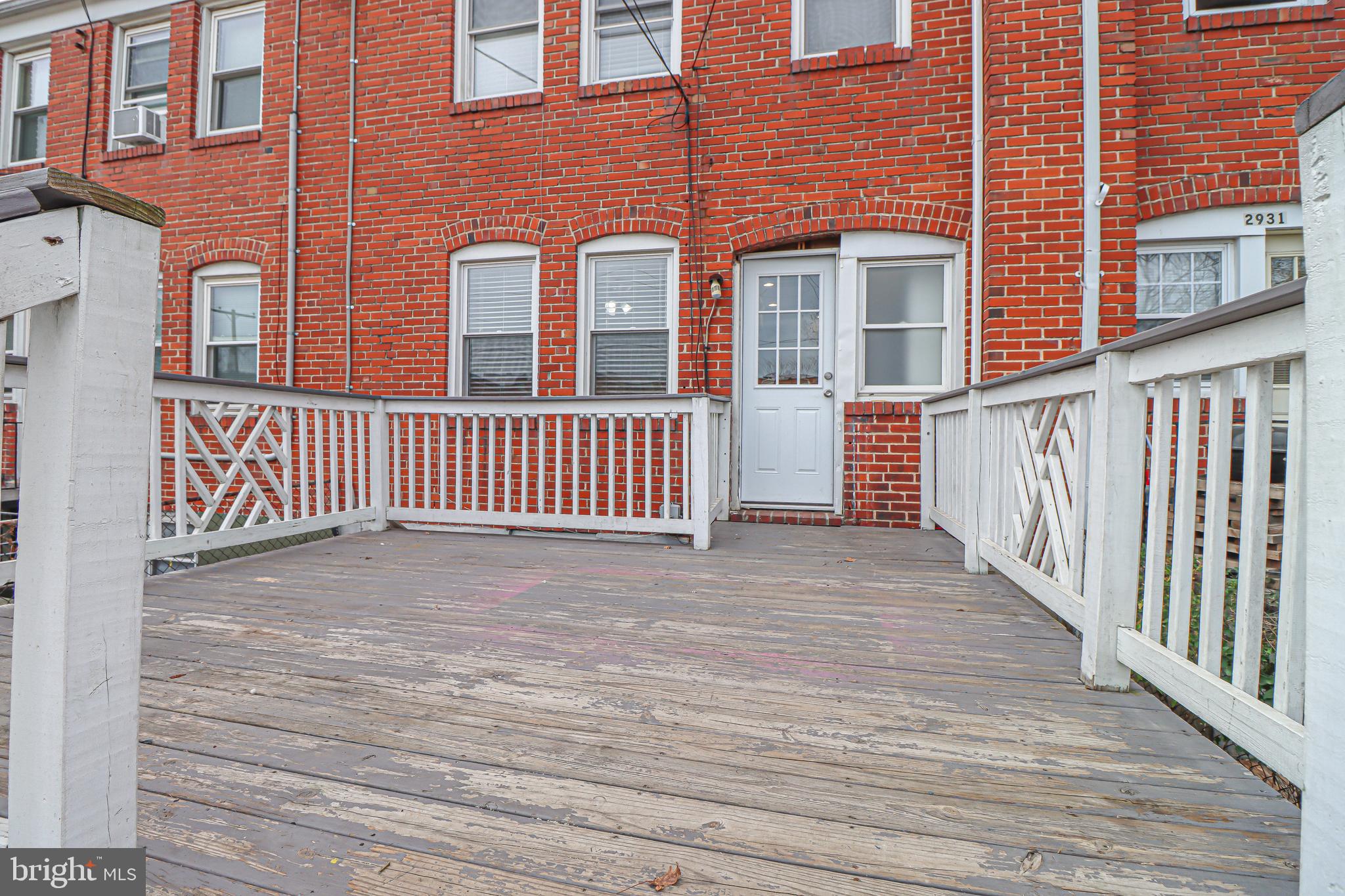 2933 Cornwall Road Baltimore, MD 21222 - Photo 34 of 35 Deck