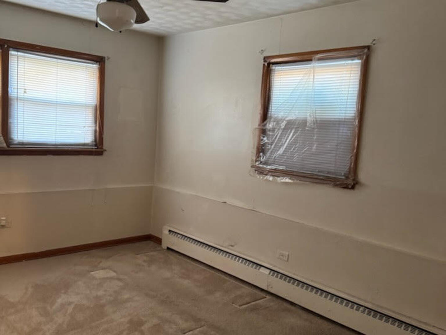 9209 South Cottage Grove Avenue, Unit A6 Chicago, IL 60619 - Photo 12 of 12 a small space with a window