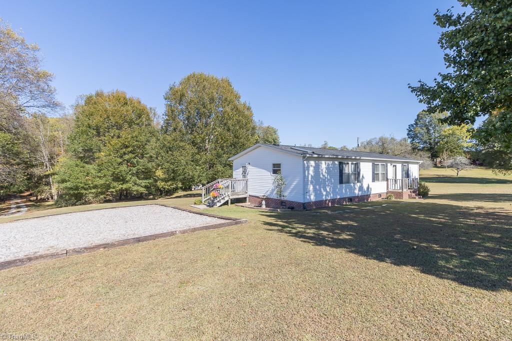 8280 Stafford Mill Road Oak Ridge, NC 27310 - Photo 4 of 40 GRAT PARKING AREAS