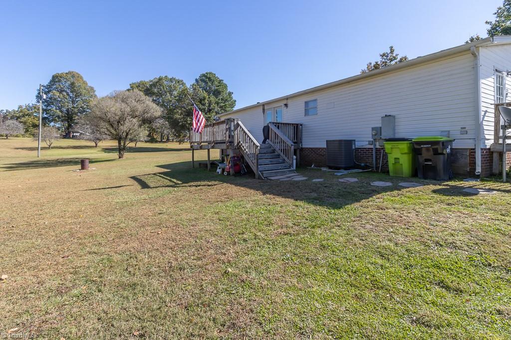 8280 Stafford Mill Road Oak Ridge, NC 27310 - Photo 10 of 40 A GREAT DECK TO ENTERTAIN ..