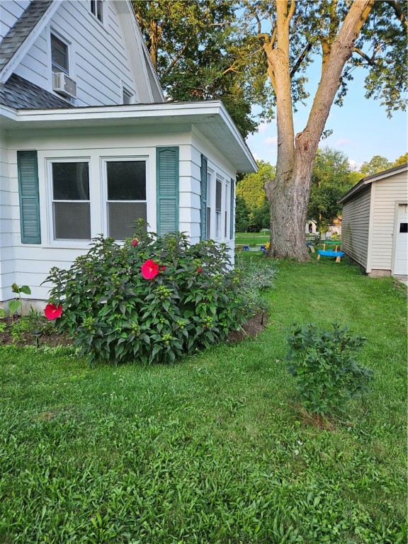 2 Walnut Street Phelps, NY 14532 - Photo 2 of 40