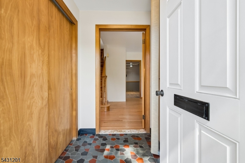 186 West Northfield Road Livingston, NJ 07039 - Photo 31 of 35