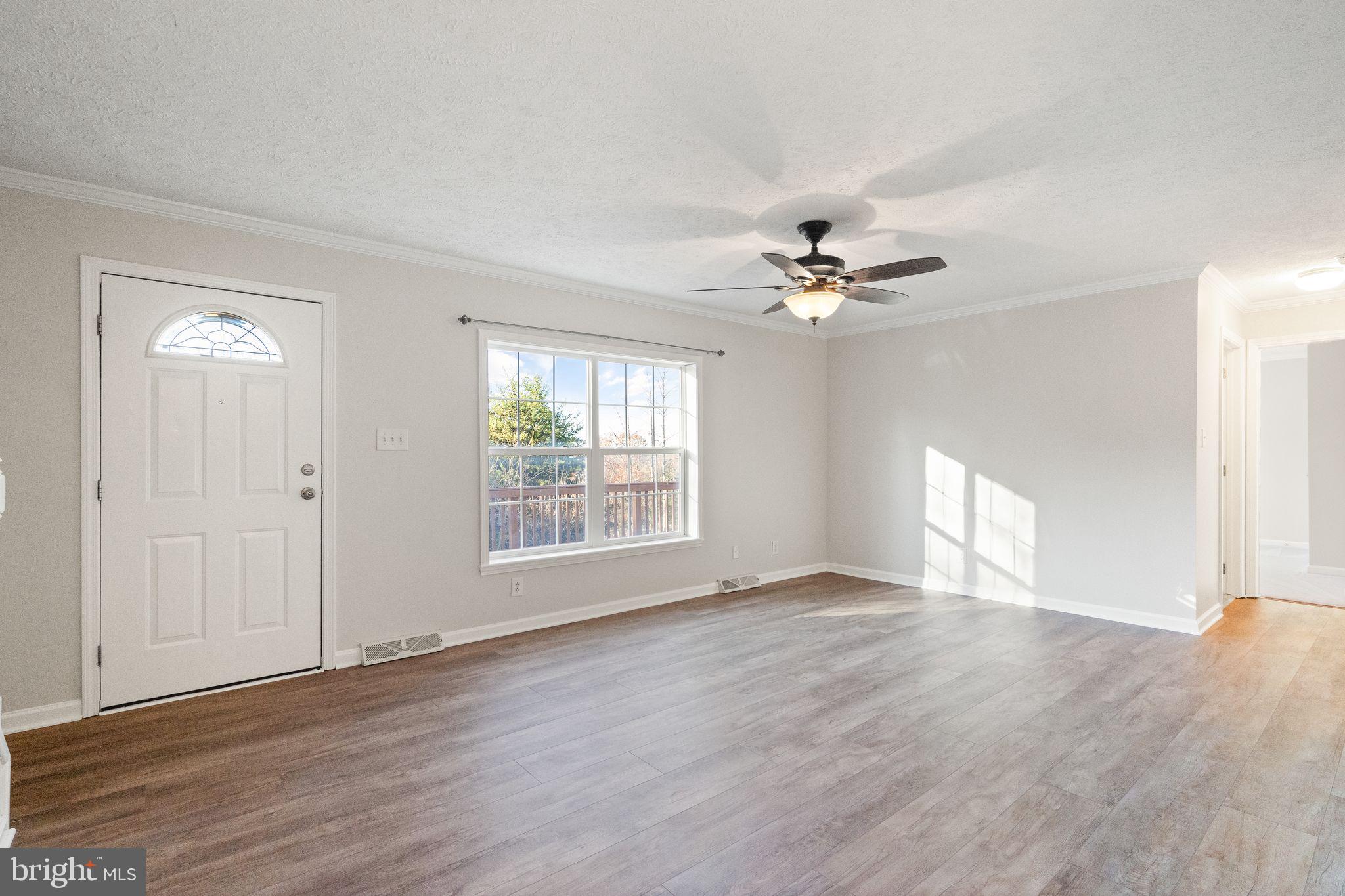 110 Spring Hollow Road Front Royal, VA 22630 - Photo 4 of 41 Living Room