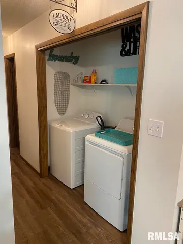 $140,000 | 706 East Madison Avenue, Casey, IL 62420